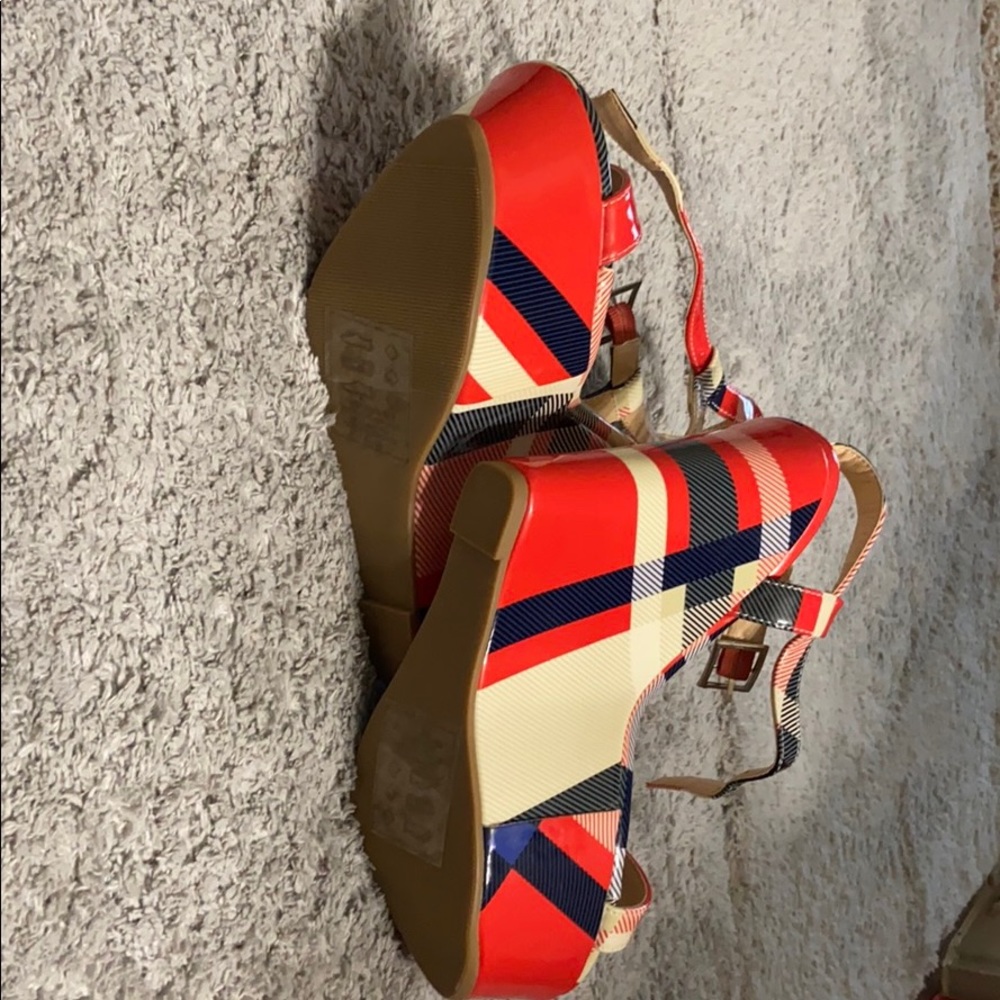 Shoes - Picture 3 of 3